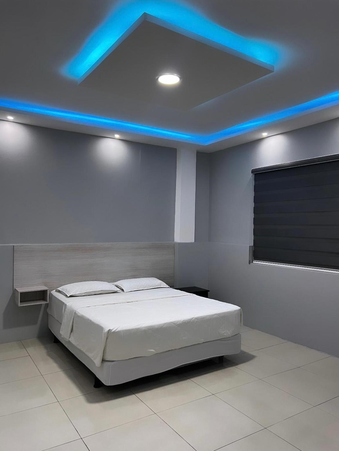 Hotel Kp Портовьехо Экстерьер фото